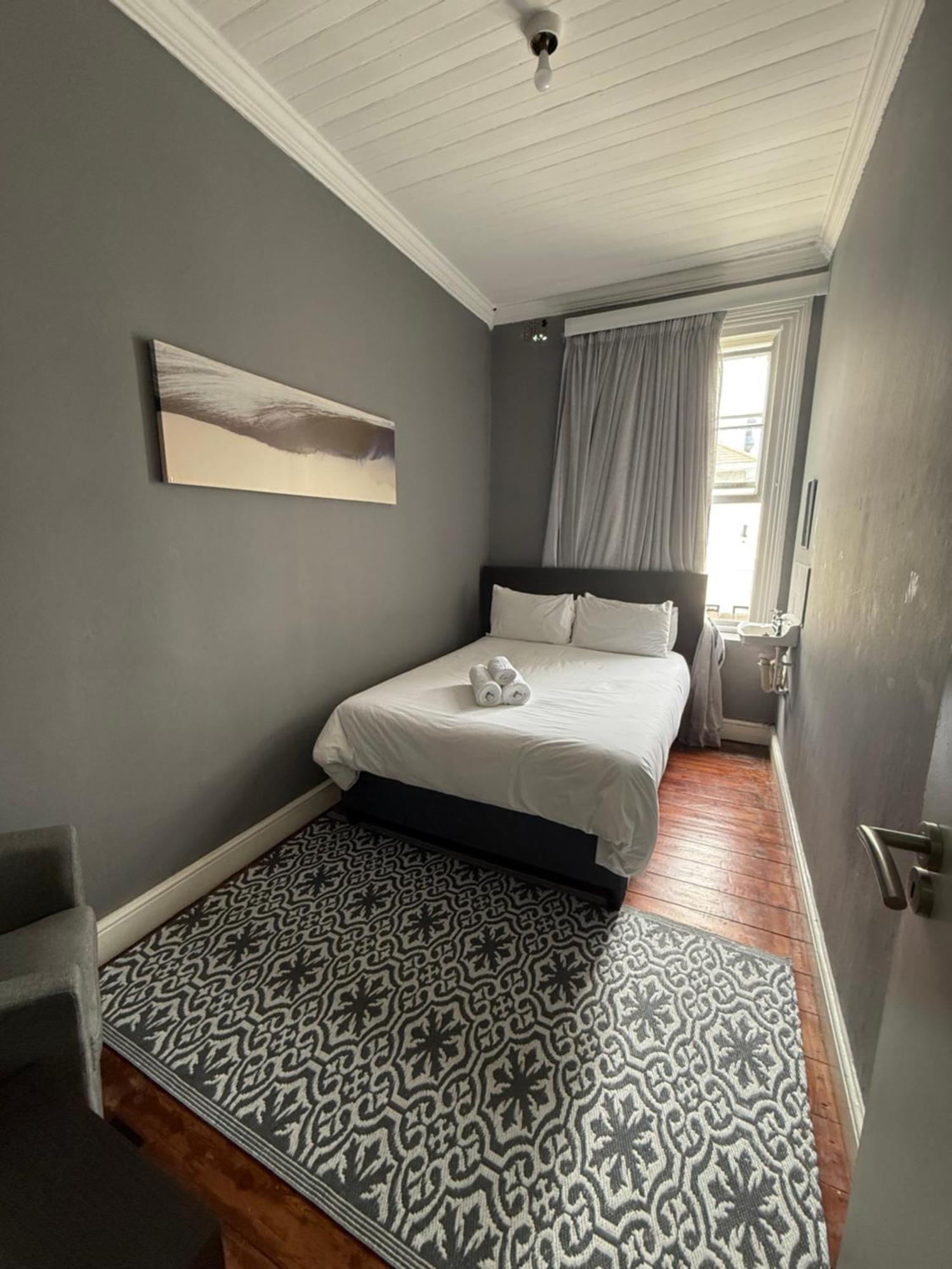 Capepod Sea Point Hotel Cape Town Exterior photo